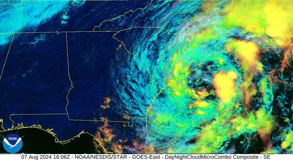 NationalWeatherService-Debby-DayNightCloudMicroCombo-1000.jpg